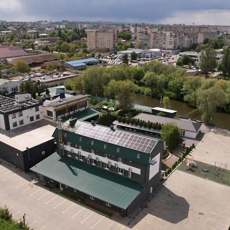 Sobkoff Hotel Khmelʼnytsʼkyy Екстериор снимка
