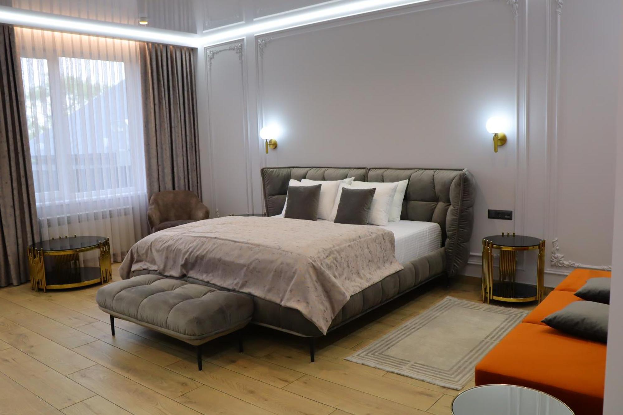 Sobkoff Hotel Khmelʼnytsʼkyy Екстериор снимка
