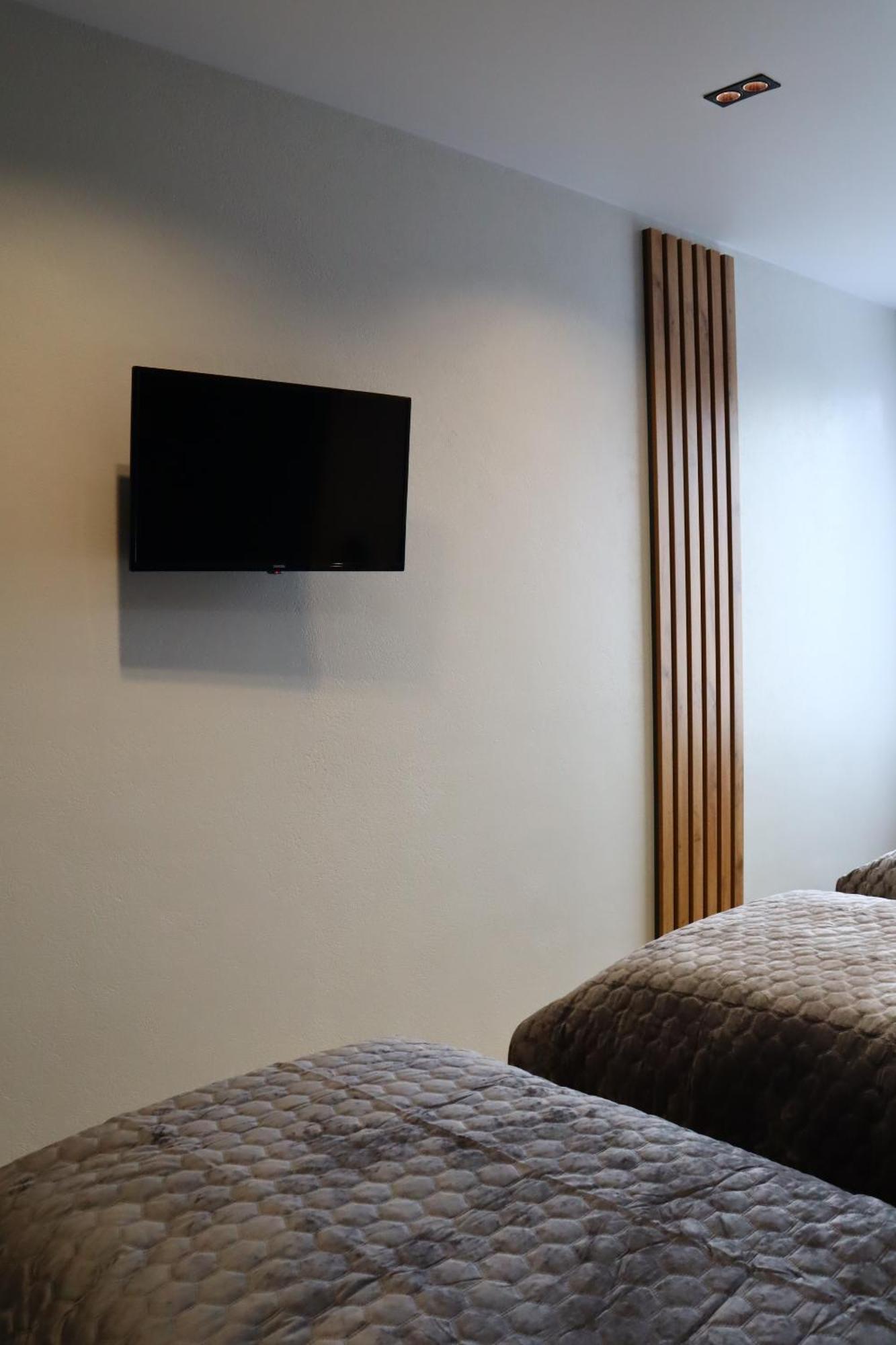 Sobkoff Hotel Khmelʼnytsʼkyy Екстериор снимка