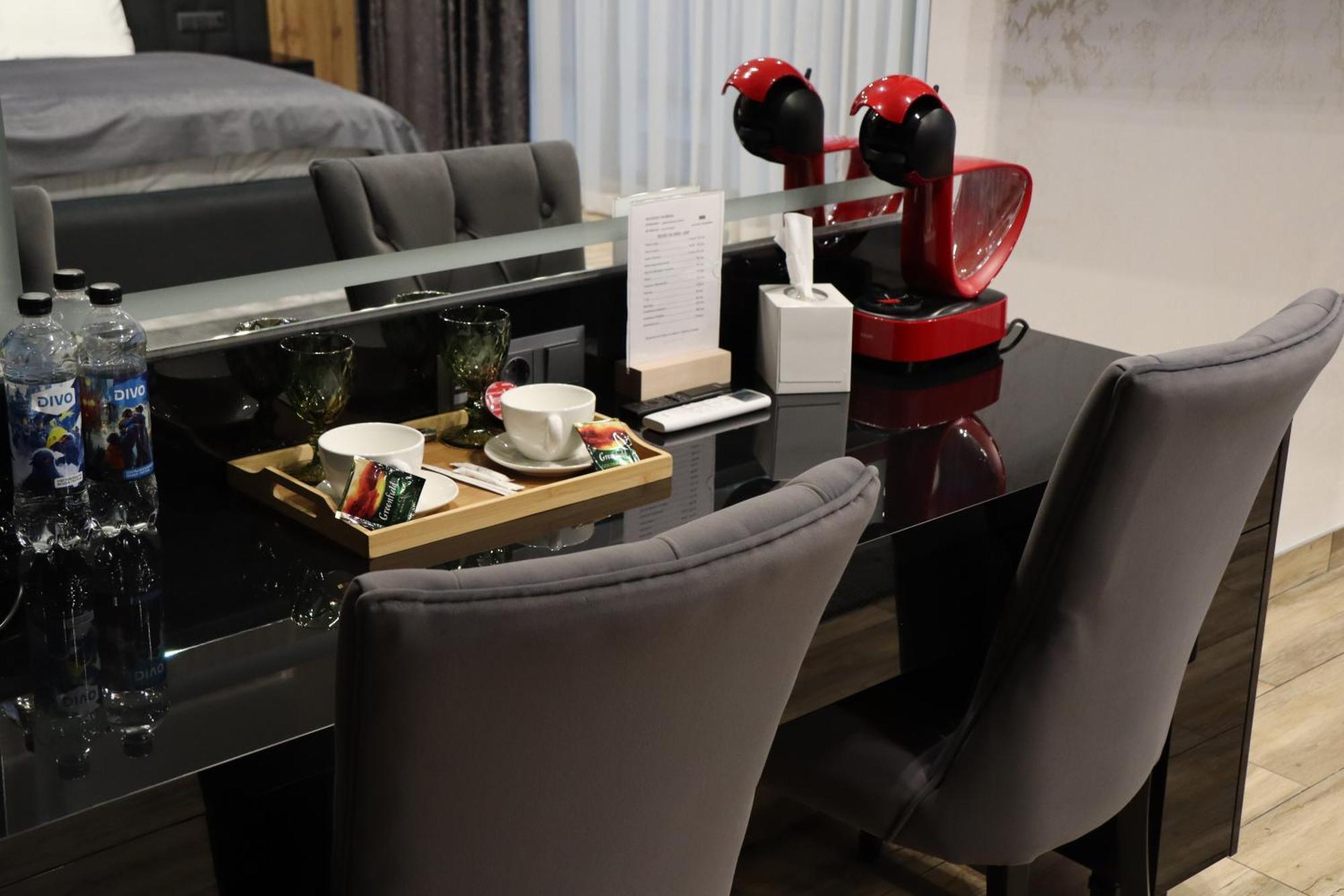 Sobkoff Hotel Khmelʼnytsʼkyy Екстериор снимка