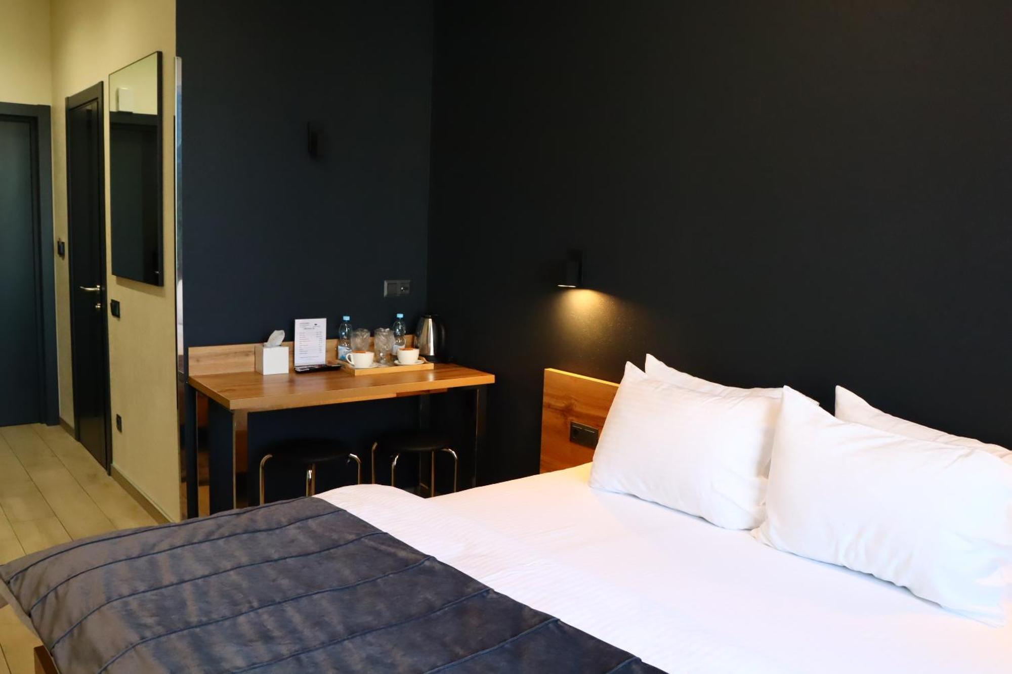Sobkoff Hotel Khmelʼnytsʼkyy Екстериор снимка