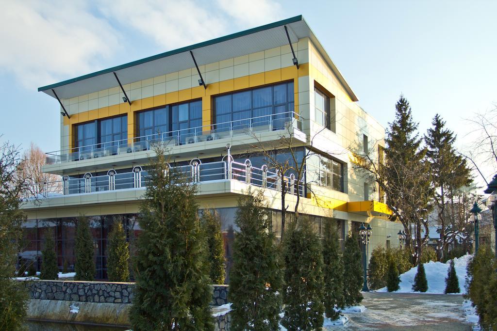Sobkoff Hotel Khmelʼnytsʼkyy Екстериор снимка