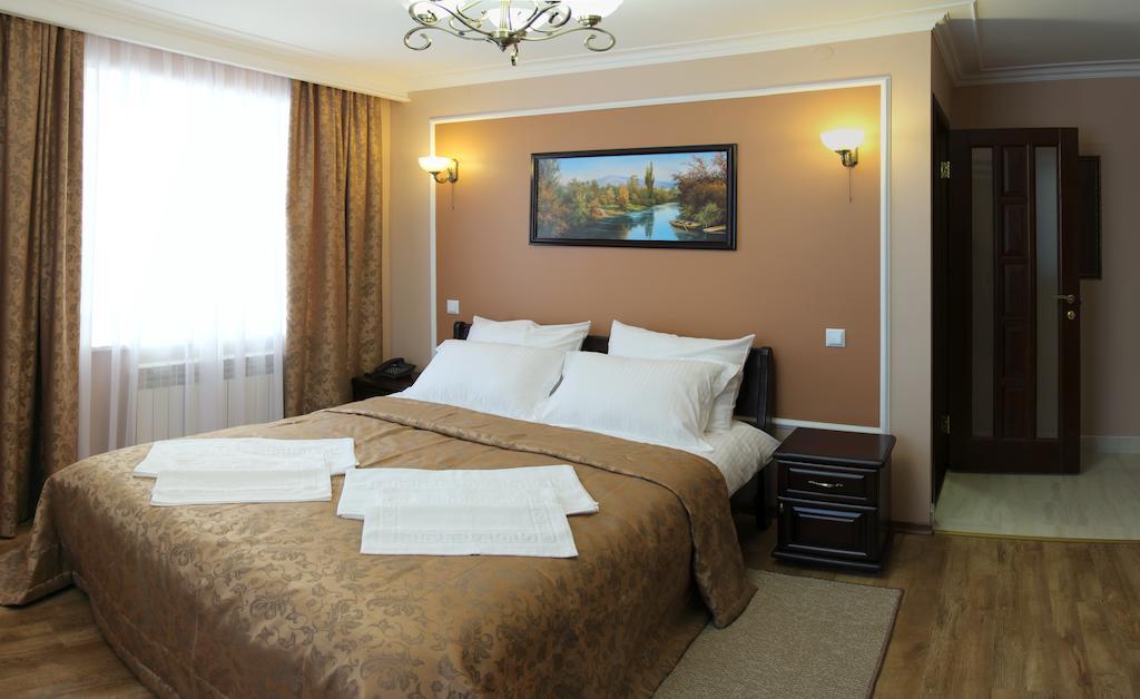 Sobkoff Hotel Khmelʼnytsʼkyy Стая снимка